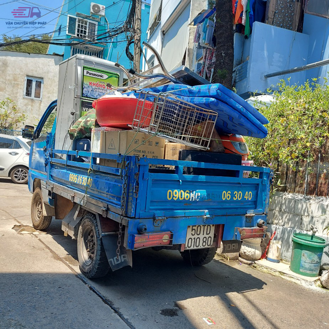 Thuê xe ba gác chuyển văn phòng